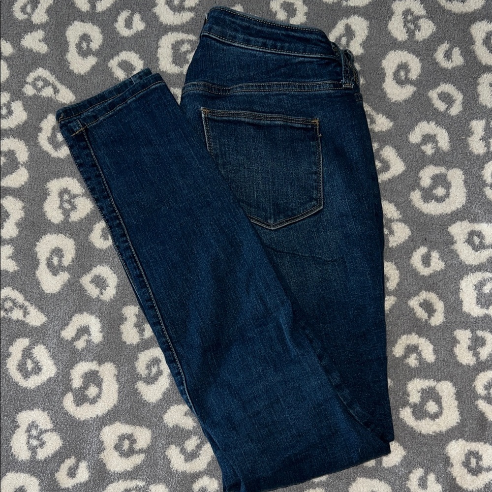 Universal Thread Dark Indigo Skinny Jeans, Size 8/29R